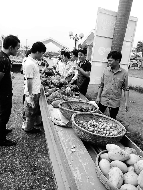 Để Làng văn hóa thêm sống động ảnh 1