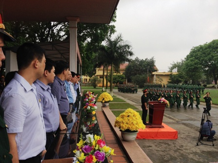 Cựu chiến binh TTXVN giao lưu với Sư đoàn 312 anh hùng ảnh 7