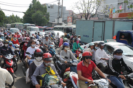 Nhiều tai nạn giao thông ảnh 1