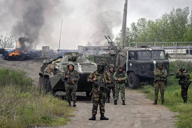 Ukraine tập trung 30.000 quân vây chặt Slavyansk ảnh 1