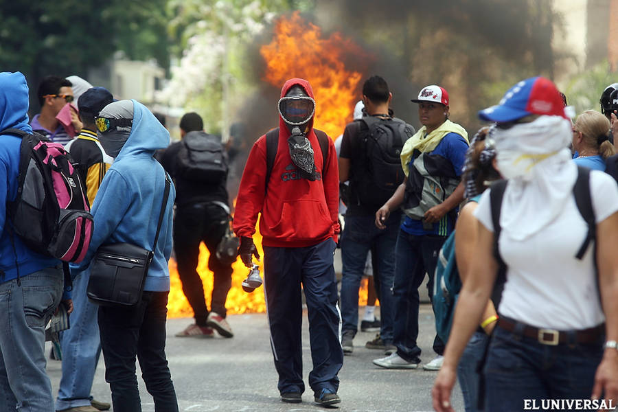 Venezuela bắt 80 sinh viên biểu tình bạo lực ảnh 1