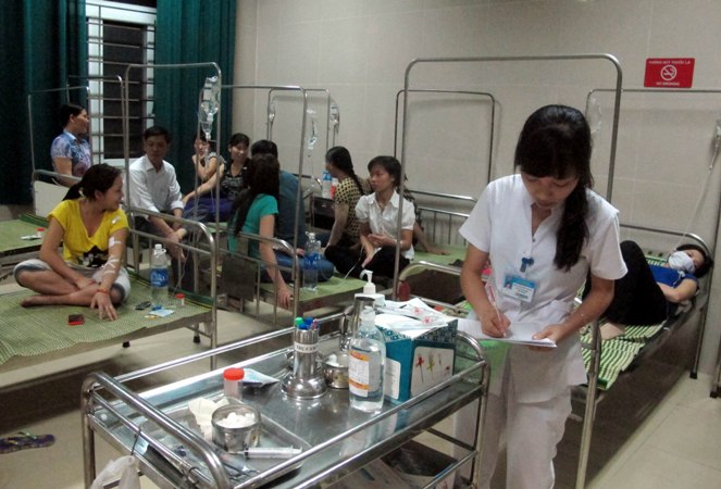 Vụ ngộ độc thực phẩm tại Ninh Bình: Dừng cung cấp suất ăn trưa ảnh 1