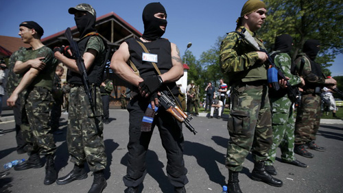 Ukraine: Giao tranh dữ dội tại sân bay Donetsk ảnh 1