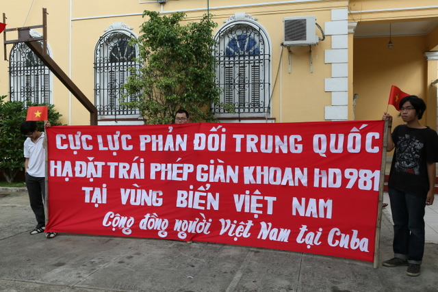 Cộng đồng Việt Nam tại Cuba phản đối Trung Quốc xâm phạm chủ quyền ảnh 9