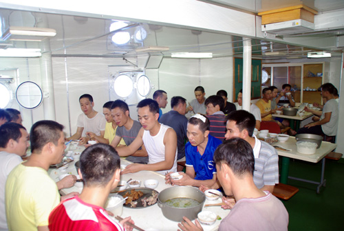 Một ngày "bình thường" ở Hoàng Sa ảnh 26