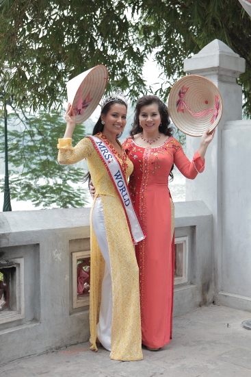 Vàng thau lẫn lộn, bao giờ Hoa hậu mới thành người ảnh 2