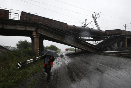 Hai phe Ukraine quyết ‘sinh tử’ tại Donetsk ảnh 2
