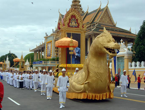 Nghi lễ rước tro cốt cựu Vương Norodom Sihanouk ảnh 1