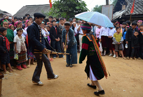 Vương vấn chợ tình Khâu Vai ảnh 2