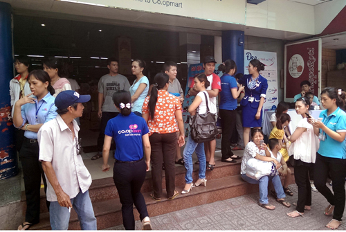 Cháy siêu thị Co.op mart, hàng trăm người bỏ chạy ảnh 4
