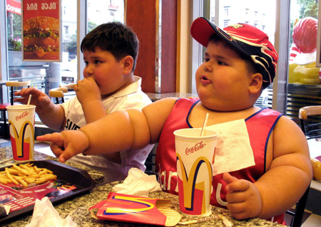 Mexico hạn chế quảng cáo nước ngọt để chống béo phì ảnh 1