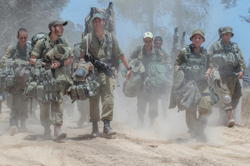 Israel mở rộng tấn công trên bộ tại Gaza ảnh 1