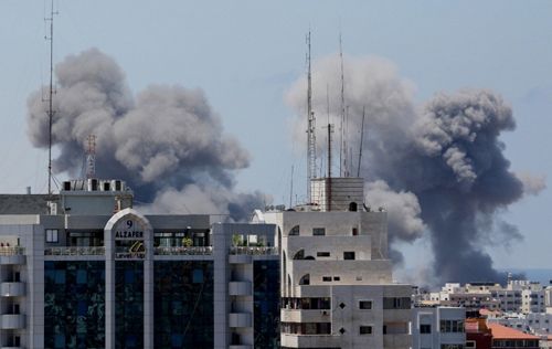 Bộ binh Israel tấn công, dân Gaza tháo chạy ảnh 7