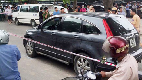 Nghi can vụ tài xế bị đâm chết trong ôtô ra đầu thú ảnh 1