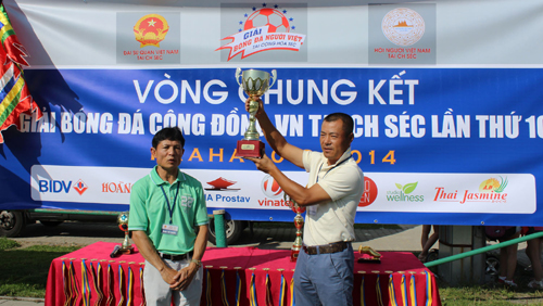 Giải Bóng đá cộng đồng thu hút người Việt tại Séc ảnh 3