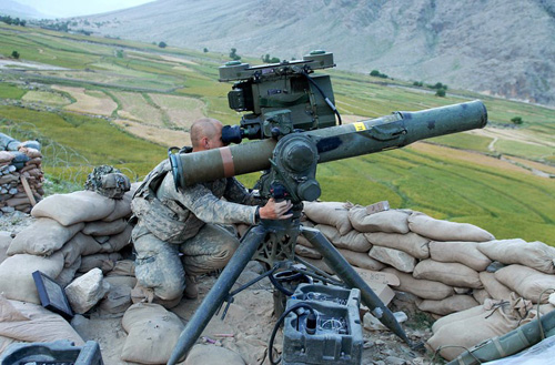 Mỹ trực tiếp cấp vũ khí cho người Kurd ở Iraq ảnh 1