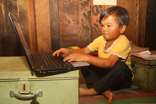 Chí lớn vượt thung sâu ảnh 1