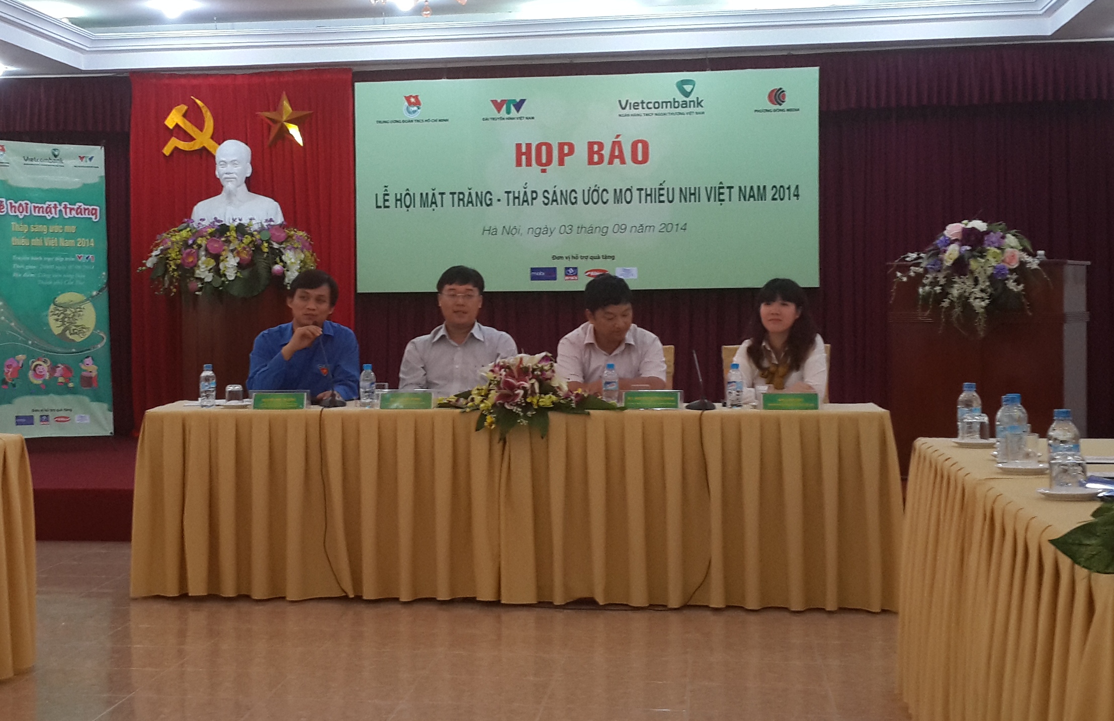 Thắp sáng ước mơ cho trẻ em nghèo ảnh 1