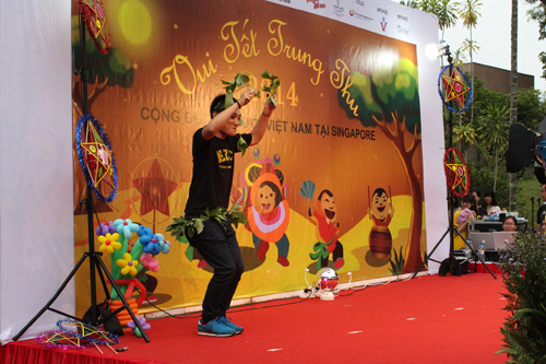 Thiếu nhi Việt ở Singapore hân hoan đón Trung thu ảnh 7