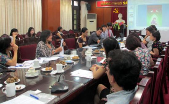 Tăng 5% thuế thuốc lá, như “muối bỏ bể” ảnh 1