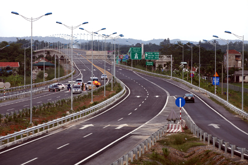 Thông xe đường cao tốc dài nhất Việt Nam ảnh 3