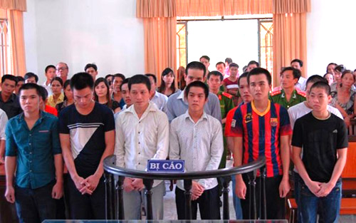 Phạt tù 12 đối tượng gây rối tại các KCN ở Nhơn Trạch-Đồng Nai ảnh 1