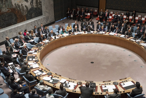 Mỹ dội bom cơ sở lọc dầu của IS tại Syria ảnh 1