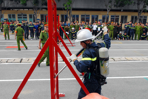 Ấn tượng hội thi chữa cháy và cứu nạn, cứu hộ ảnh 4