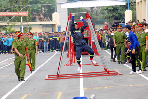 Ấn tượng hội thi chữa cháy và cứu nạn, cứu hộ ảnh 5
