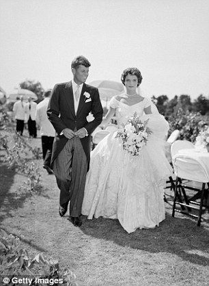 Phát hiện ảnh cưới chưa từng công bố của cố Tổng thống Kennedy ảnh 7