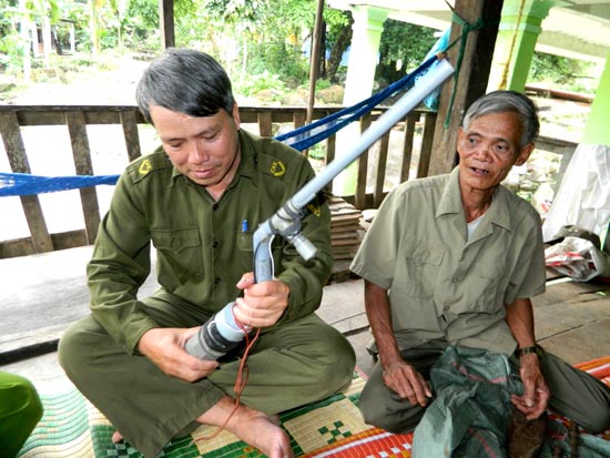 Tiềm ẩn hiểm nguy từ súng hơi tự chế tại Yên Bái ảnh 1