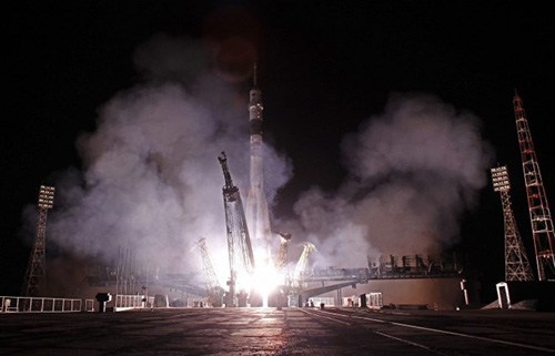 Tên lửa đẩy Soyuz-2.1a lần đầu tiên đưa tàu lên vũ trụ ảnh 1