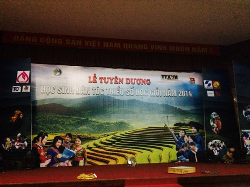 Tôn vinh tài năng trẻ dân tộc thiểu số ảnh 1