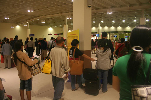 Singapore yêu cầu người đến từ vùng dịch Ebola phải có visa ảnh 1