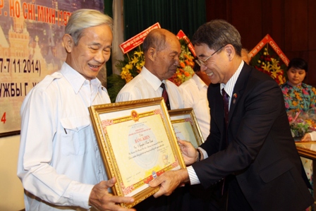 Kỷ niệm 97 năm Cách mạng Tháng Mười Nga ảnh 2