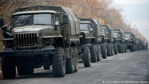 NATO nói xe tăng và binh sĩ Nga đã vào Ukraine ảnh 1