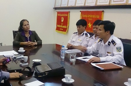 Hải Phòng: Xe quá tải vẫn ngang nhiên rời cảng ảnh 2