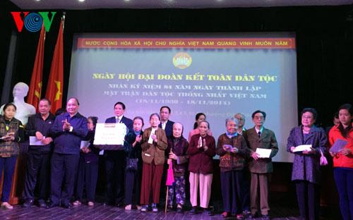 Phó Thủ tướng Nguyễn Xuân Phúc dự Ngày hội đại đoàn kết toàn dân tộc ảnh 1