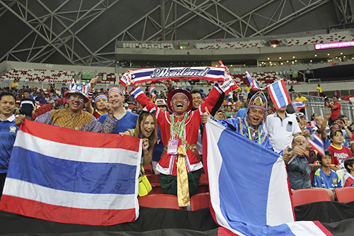 AFF Suzuki Cup 2014: Singapore đẩy mình vào thế khó ảnh 2
