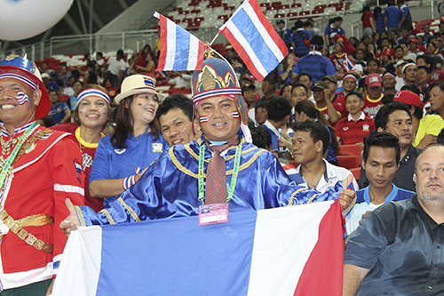 AFF Suzuki Cup 2014: Singapore đẩy mình vào thế khó ảnh 4