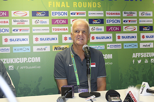 AFF Suzuki Cup 2014: Singapore đẩy mình vào thế khó ảnh 11