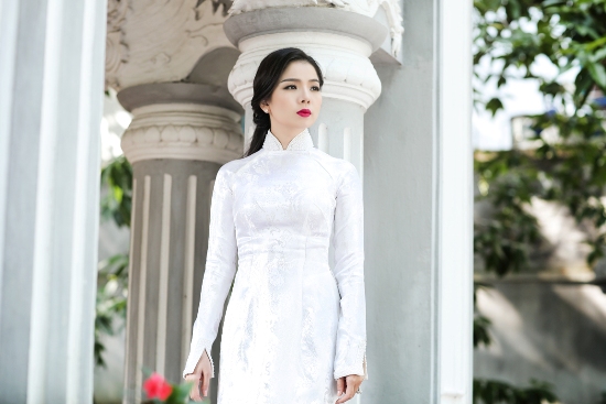 Lệ Quyên hoài niệm "Khúc tình xưa"