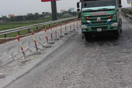 Cao tốc Pháp Vân – Cầu Giẽ: Thi công ì ạch, đường xá bị cắt nát ảnh 3