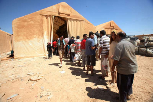 Syria khổ cực vì cắt giảm lương thực cứu trợ ảnh 1