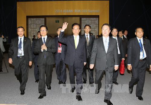 Thủ tướng phát biểu tại Diễn đàn doanh nghiệp ASEAN-Hàn Quốc ảnh 1