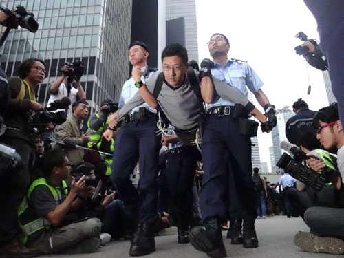 ‘Sản vật’ hậu giải tán ‘Chiếm Trung tâm’ ở Hong Kong ảnh 2