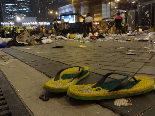 ‘Sản vật’ hậu giải tán ‘Chiếm Trung tâm’ ở Hong Kong ảnh 3