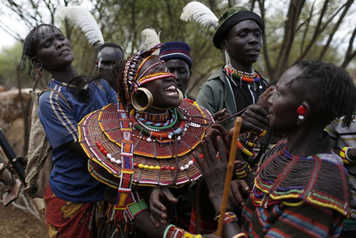 Đau lòng hủ tục cắt bỏ 'vùng kín' thiếu nữ Kenya ảnh 2