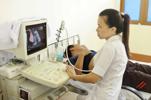 Phát triển hiệu quả y tế biển đảo ảnh 1