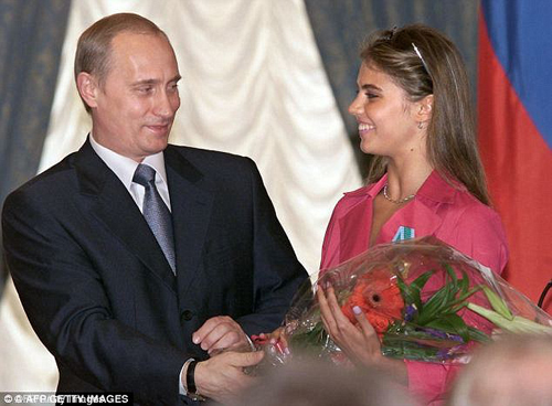 Tổng thống Putin tiết lộ 'đang yêu' ảnh 2
